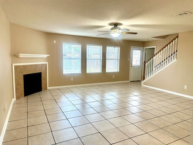 Foto del edificio - 19618 Lighthouse Scene Ln