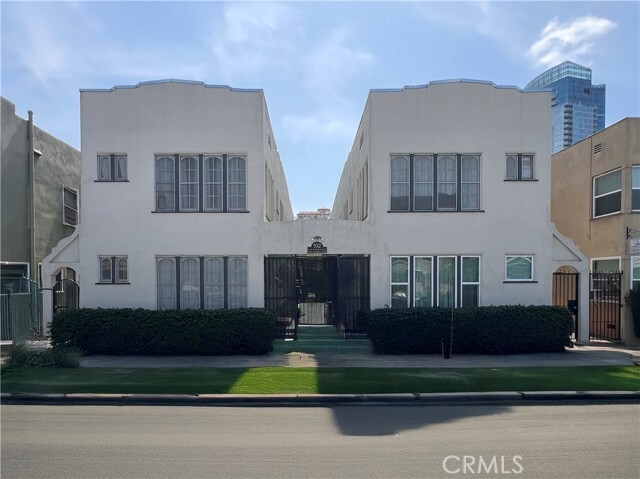 Primary Photo - 932 2nd St