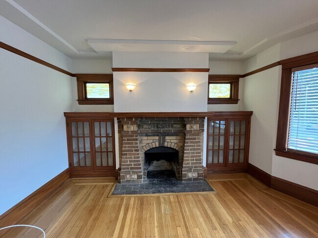 Building Photo - 1207 26th Ave