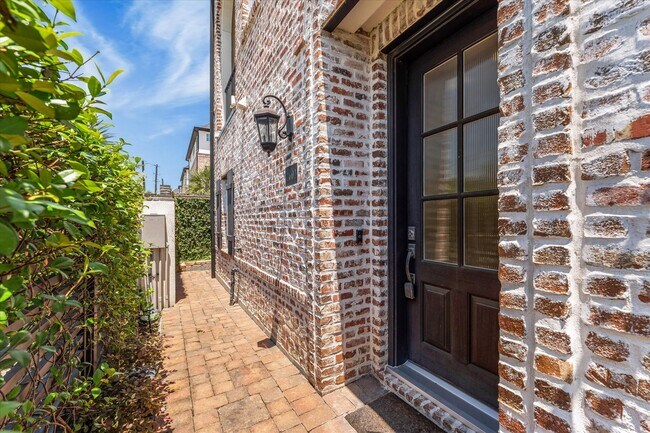 Foto del edificio - 2602 Cottage Grove Green Dr
