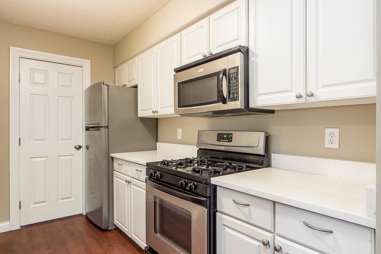 Foto principal - 2257 Hedgerow Road