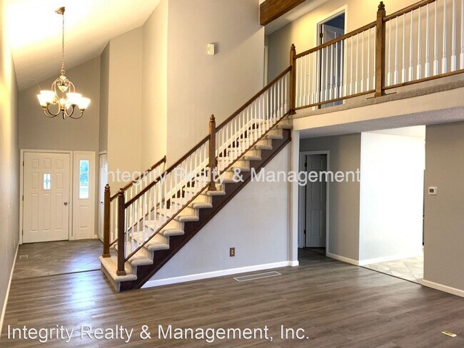 Building Photo - 2 br, 3 bath House - 6418 S Hudson St
