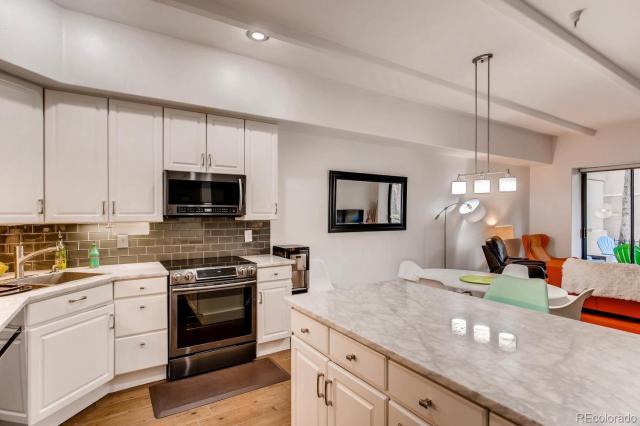 Building Photo - 2 bedroom in Denver CO 80206