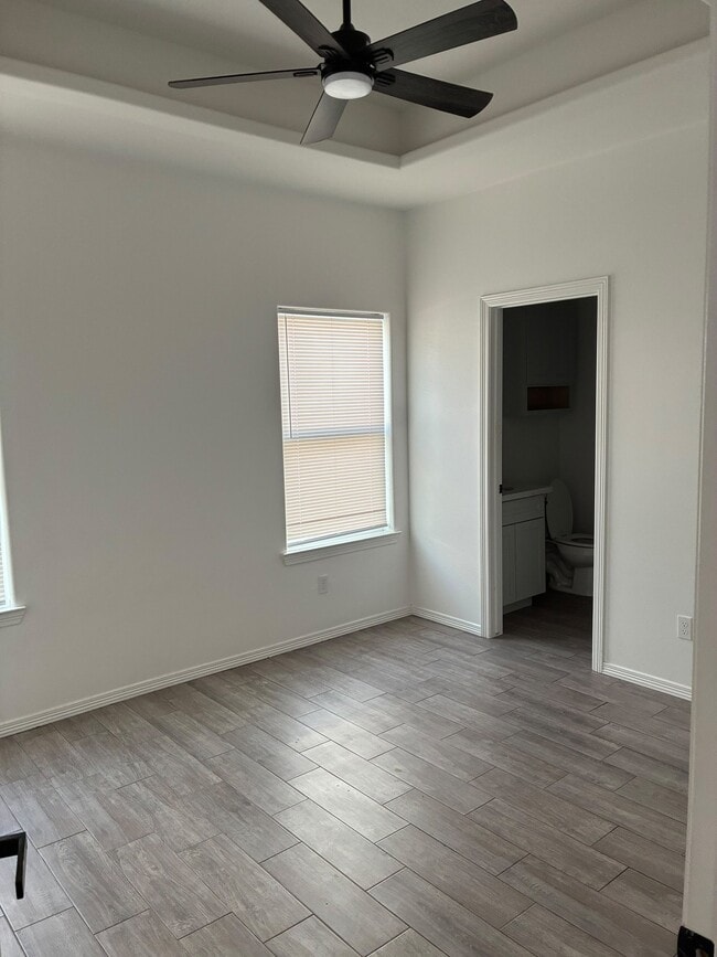 Building Photo - 3109 Basil Dr