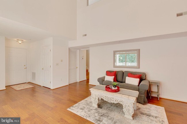 Building Photo - 641 Oakland Hills Dr