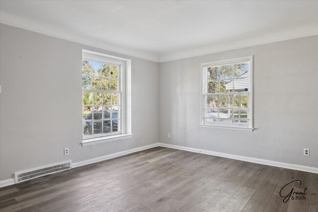 Building Photo - 18330/18332 Kelly Rd - Naama Cohen