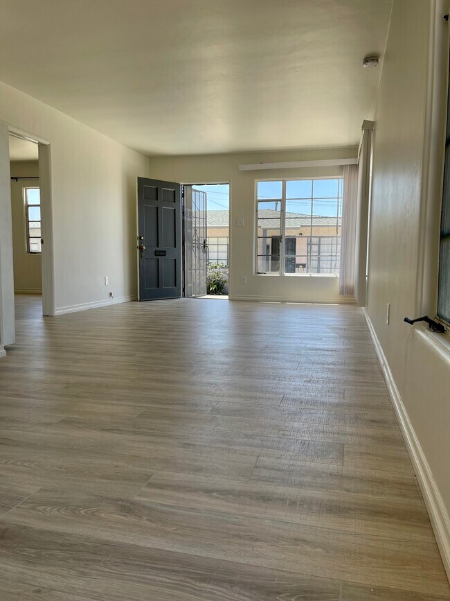 3028 Poe St, San Diego, CA 92106 Townhome Rentals in San Diego CA