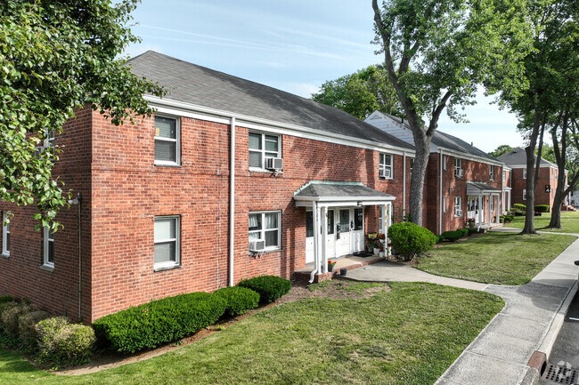 Foto del edificio - Grand Lee Apartments