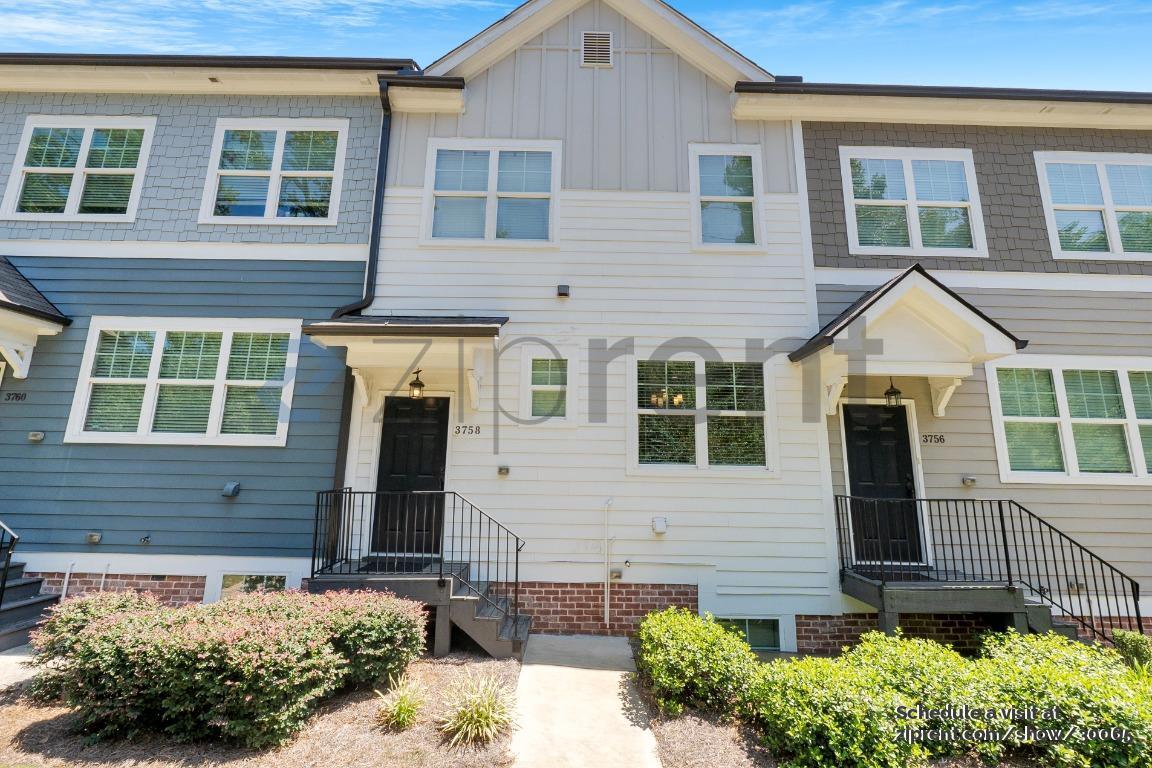 Primary Photo - 3758 Oxford Cir