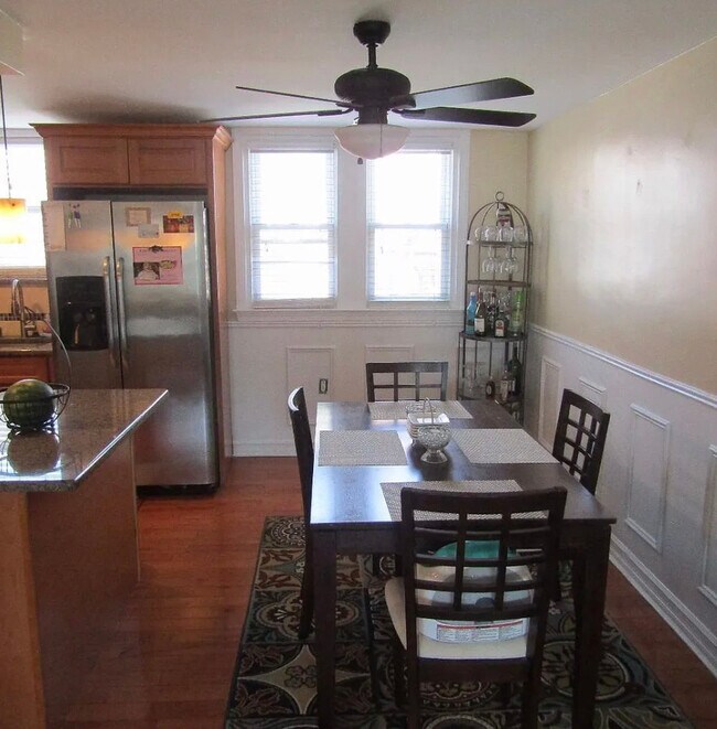 Foto del edificio - 4434 Marple St