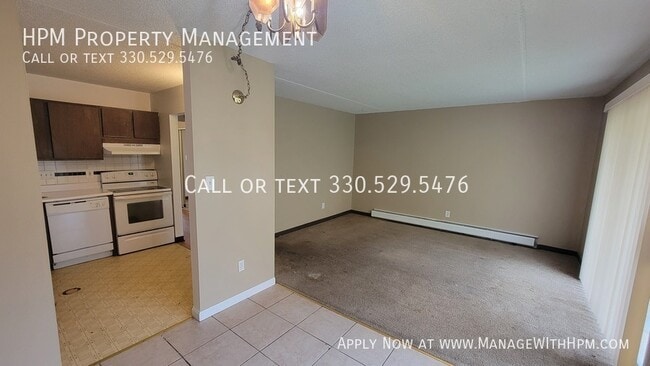 Building Photo - Spacious 2 bedroom apartment in Akron
