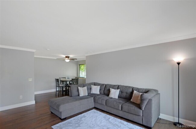 Foto del edificio - 34900 Mercer Ln