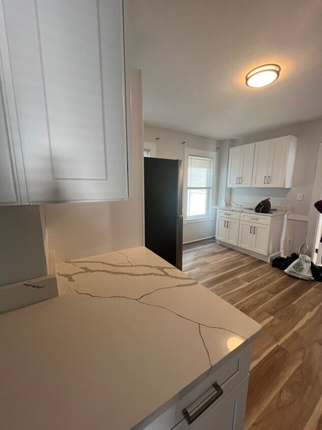 Foto principal - 120 Lowell St