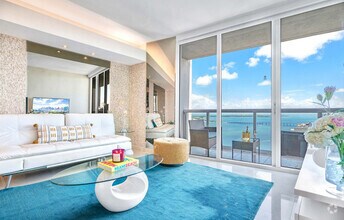 Building Photo - 485 Brickell Ave