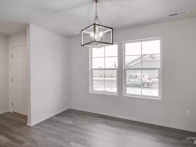 Building Photo - 2523 E Moon Eye Dr