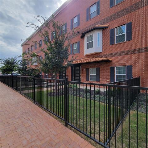 Building Photo - 7162 Birch Mews