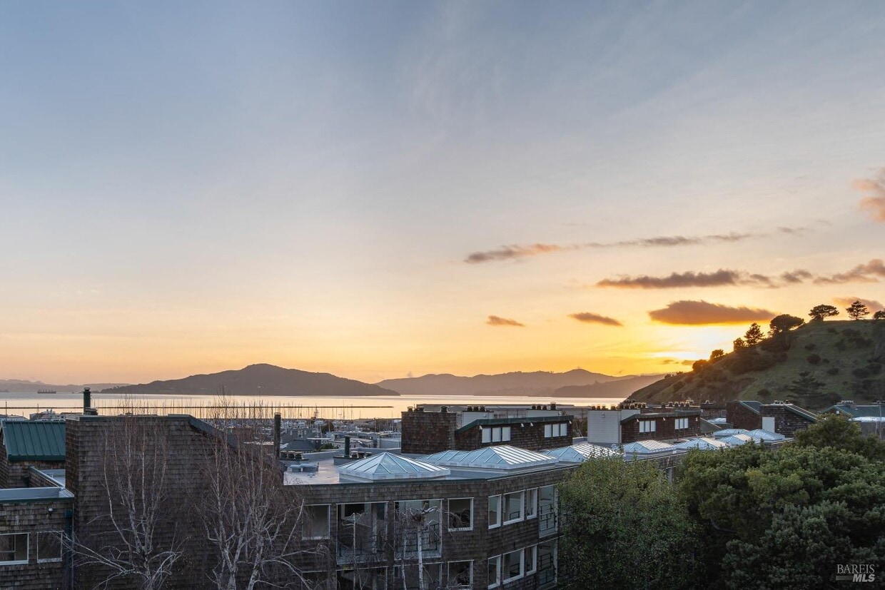 Vistas del atardecer - 1201 Brickyard Way