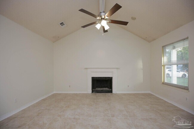 Foto del edificio - 6972 Weatherwood Dr