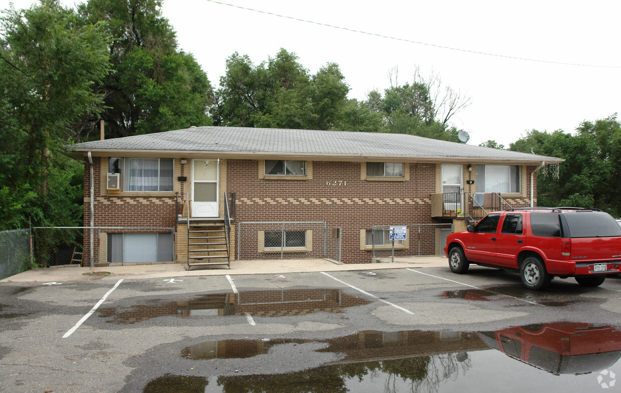 Building Photo - 6271 Ivy Way