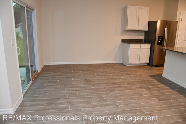 Building Photo - 4 br, 2 bath House - 8091 SW 60th Road
