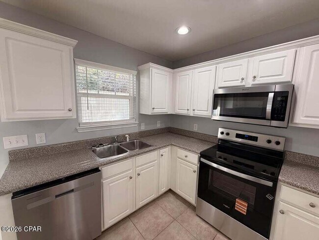 Building Photo - 2136 Sterling Cove Blvd