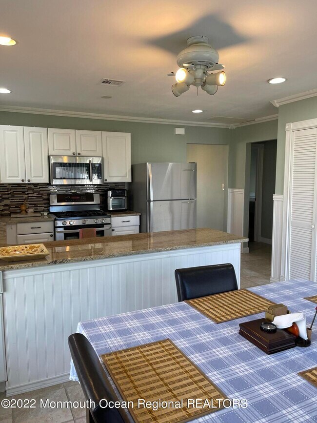 11 Palmetto Point St, Toms River, NJ 08757 House Rental in Toms River