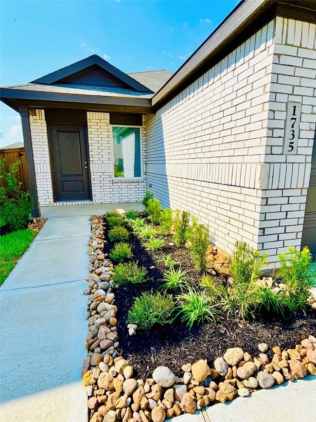 Building Photo - 1735 W Stroker Rd