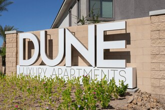 Building Photo - Dune