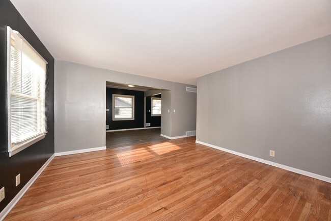 Building Photo - 5101 N 83rd St