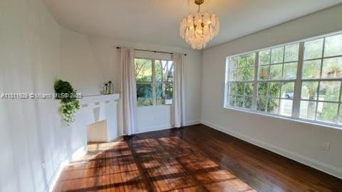 Foto principal - 1027 Euclid Ave