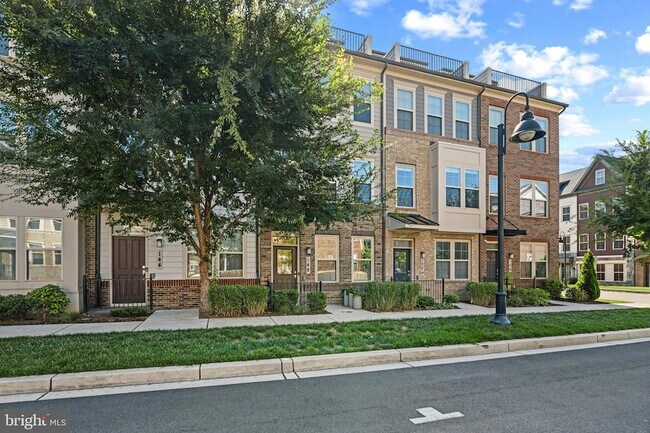 Foto del edificio - 148 Stowe Dr