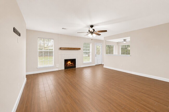 Foto del edificio - 19002 Timber Way Dr