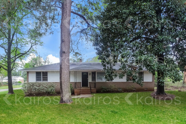 Building Photo - 1703 Morninghill Dr