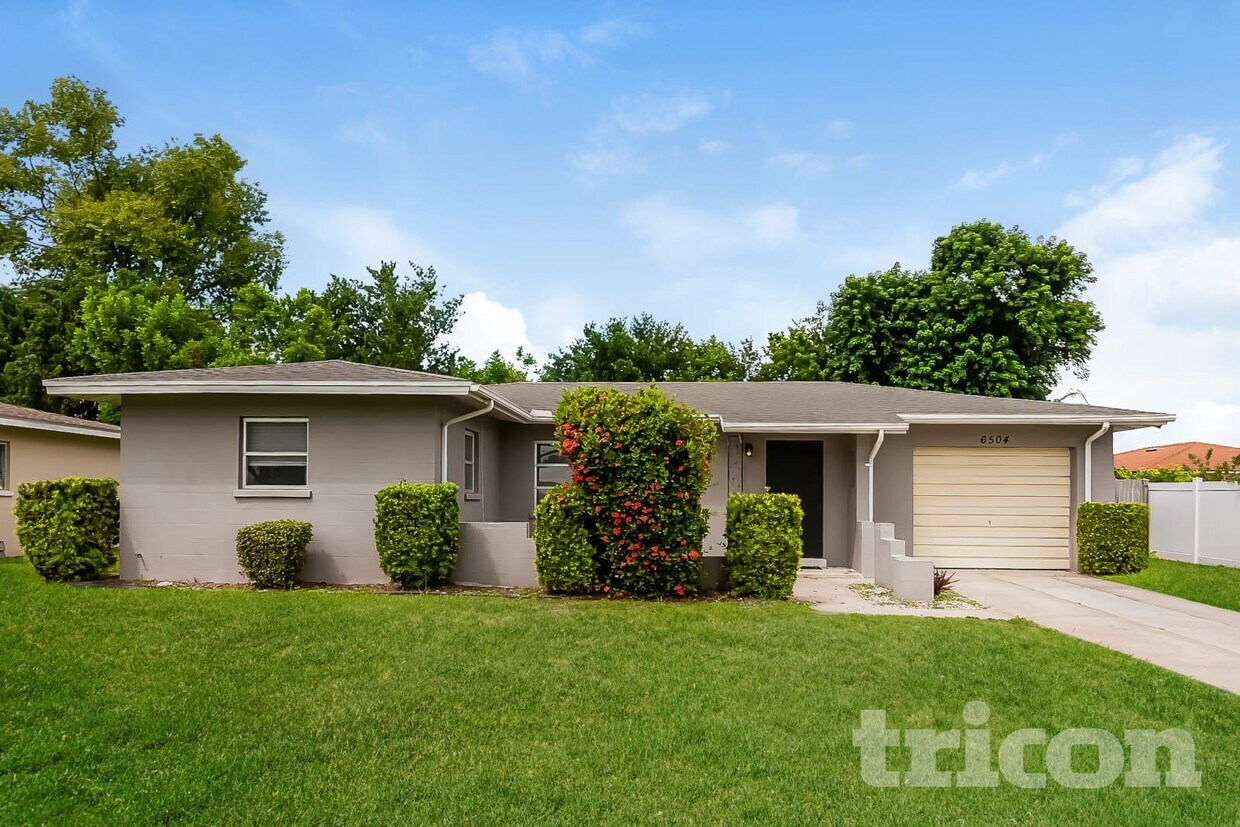 Foto principal - 6504 Georgia Ave