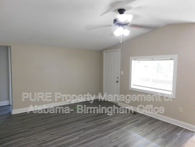 Foto del edificio - 2194 Floyd Bradford Rd