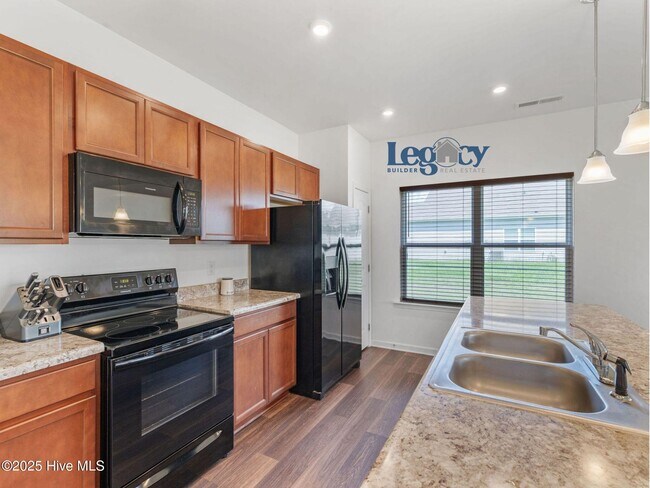 Foto del edificio - 313 Settlers Pointe Dr