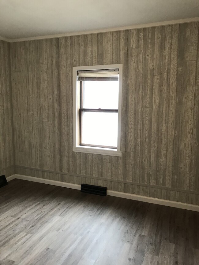 Foto del edificio - 310 Western Ave