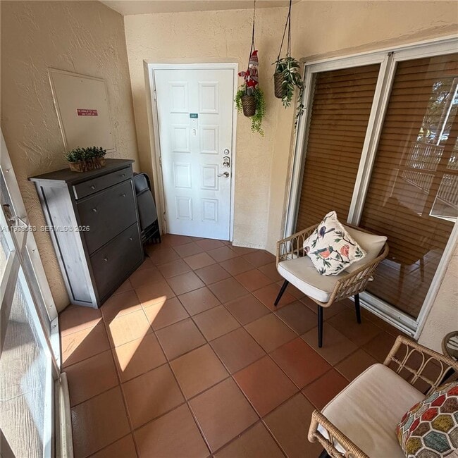 Foto del edificio - 9539 Weldon Cir