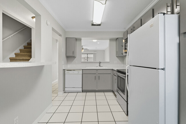 Foto del edificio - 205 Arbor Cir