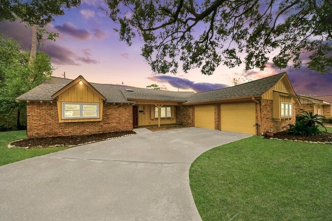 Photo - 10514 Haddington Dr House