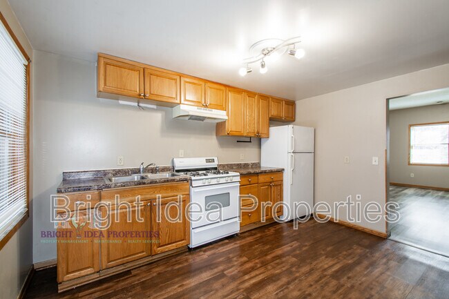 Foto del edificio - 863 Clark St N