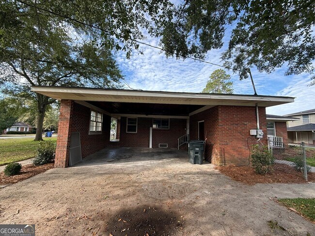 Foto del edificio - 412 Roberson St