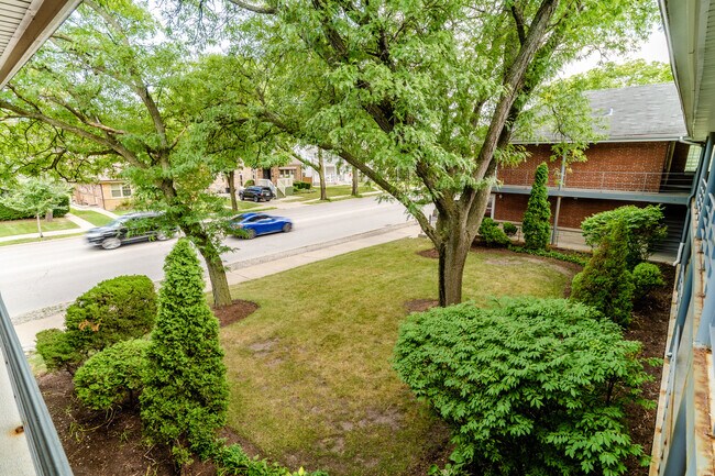 Building Photo - 6244 N Harlem Ave