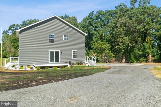 Building Photo - 680 Chestnut Springs Ln