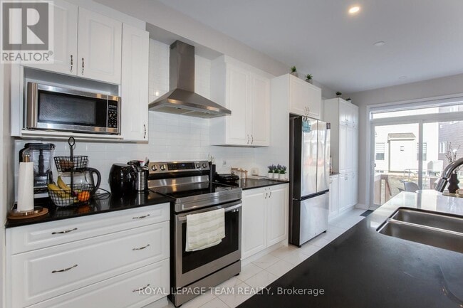 Building Photo - 1021 Cottontail Walk