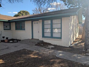 Building Photo - 9001 Indiana Ave