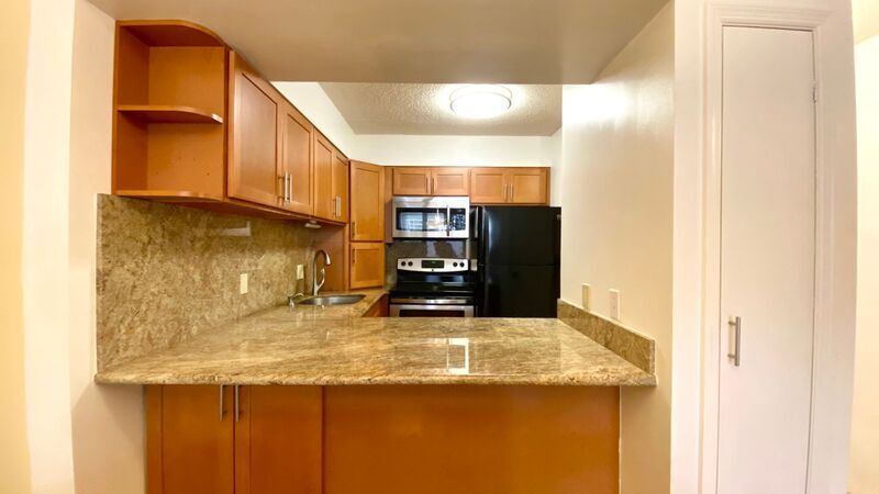 Foto principal - 3138 Waialae Ave