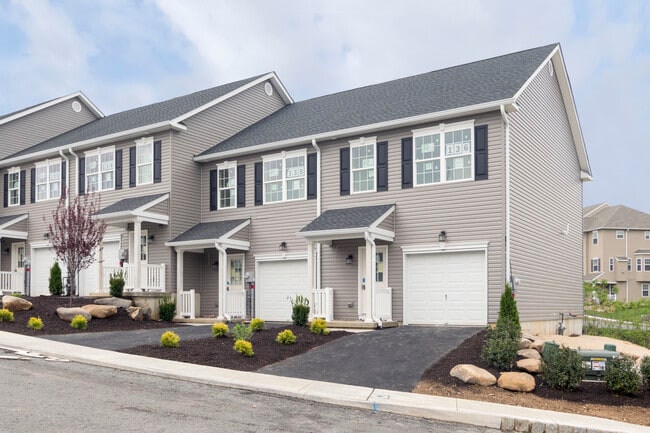 Building Photo - 2023 Arey Ln
