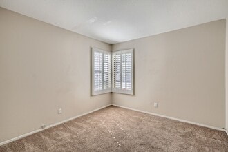 Building Photo - 2224 Bear Valley St