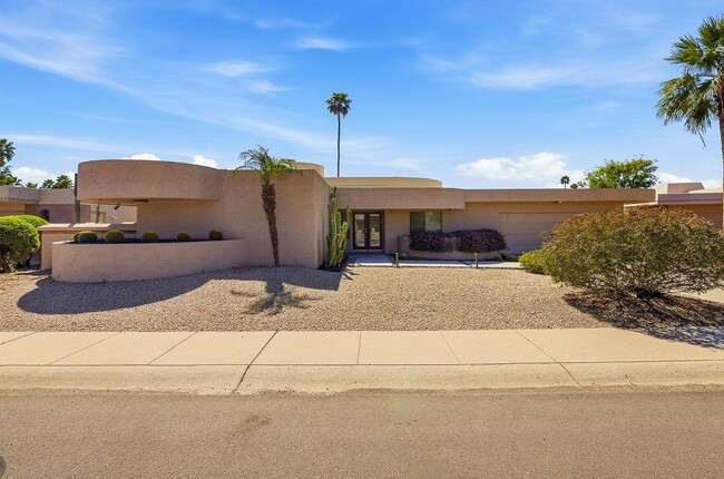 Building Photo - 8101 E Del Timbre Dr